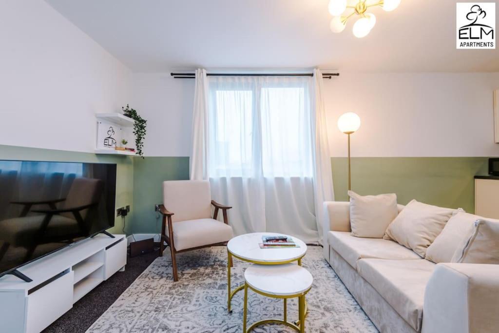 Cozy 1 Bedroom Apartment, Prime Location , Free Parking 曼彻斯特 外观 照片