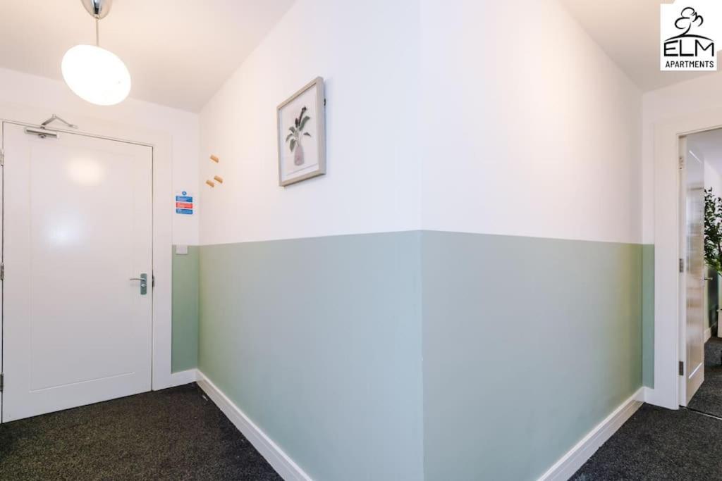 Cozy 1 Bedroom Apartment, Prime Location , Free Parking 曼彻斯特 外观 照片